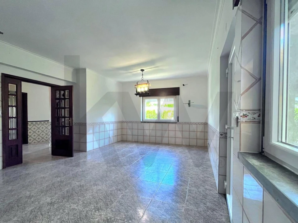 Moradia T4 para Venda em Seixal, Arrentela e Aldeia de Paio Pires Foto 12