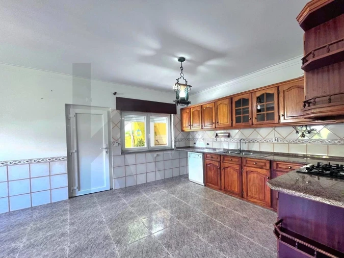 Moradia T4 para Venda em Seixal, Arrentela e Aldeia de Paio Pires Foto 13