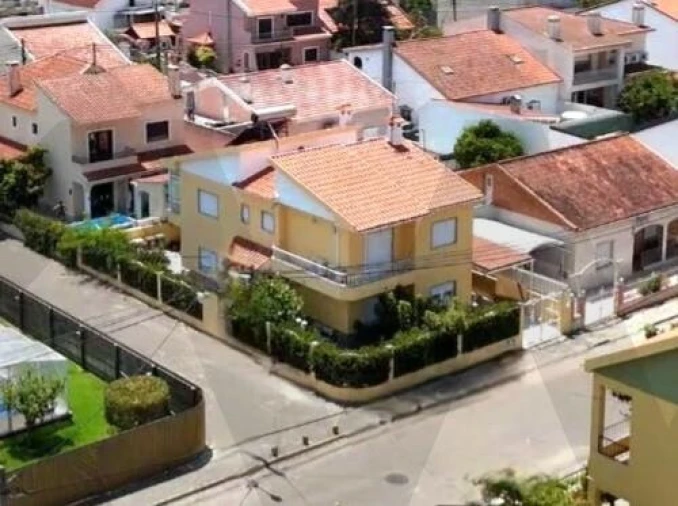 Moradia T4 para Venda em Seixal, Arrentela e Aldeia de Paio Pires Foto 1