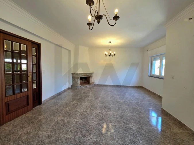 Moradia T4 para Venda em Seixal, Arrentela e Aldeia de Paio Pires Foto 18