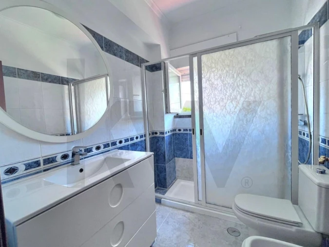 Moradia T4 para Venda em Seixal, Arrentela e Aldeia de Paio Pires Foto 24