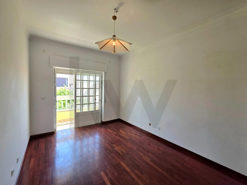 Moradia T4 para Venda em Seixal, Arrentela e Aldeia de Paio Pires Foto 23