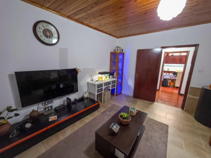 Moradia T3 para Venda em Fenais da Luz Foto 13