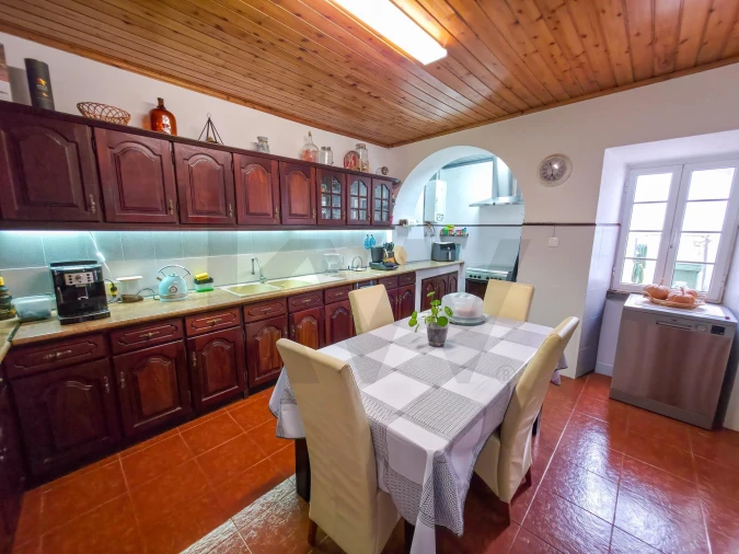 Moradia T3 para Venda em Fenais da Luz Foto 10