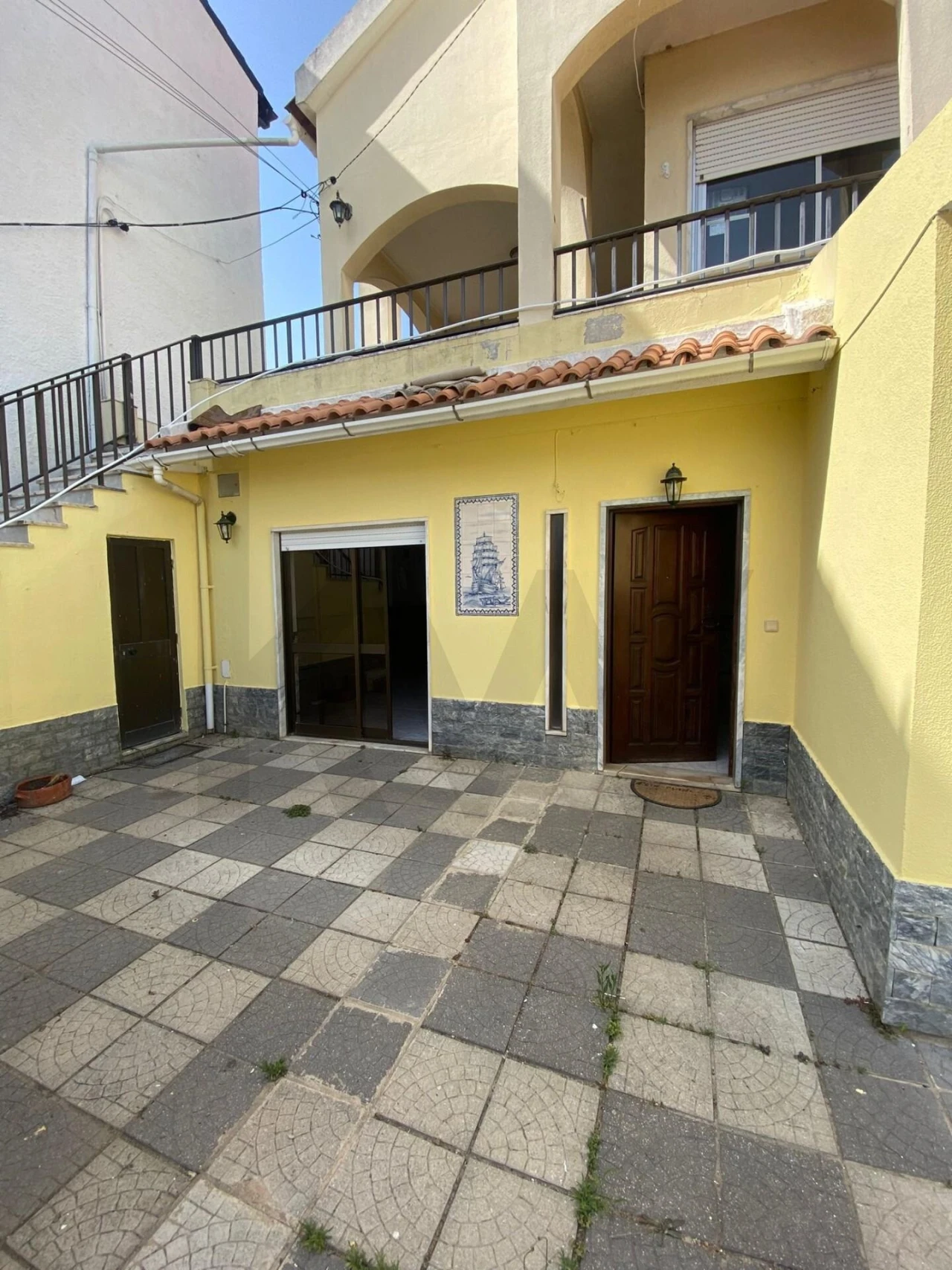 Moradia T3 para Arrendamento em Amora Foto 1