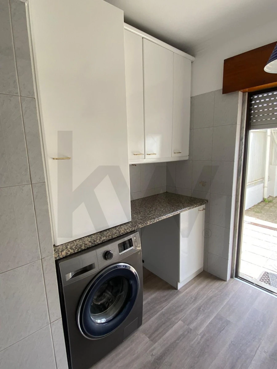 Moradia T3 para Arrendamento em Amora Foto 24