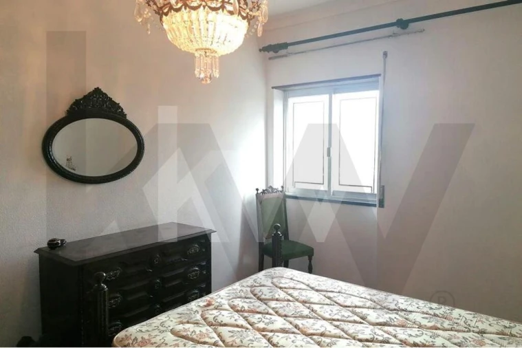 Moradia T4 para Venda em Olho Marinho Foto 22