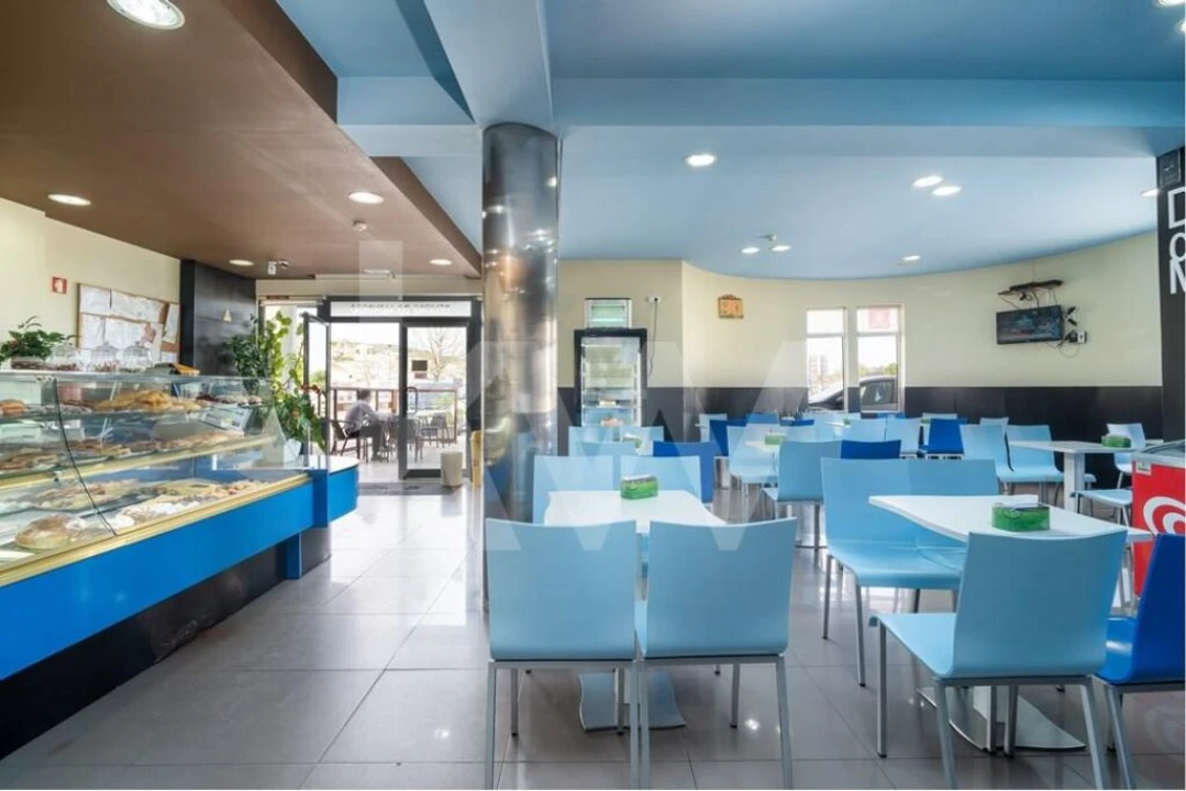 Negócio para Venda em Montemor-O-Velho e Gatões Foto 1