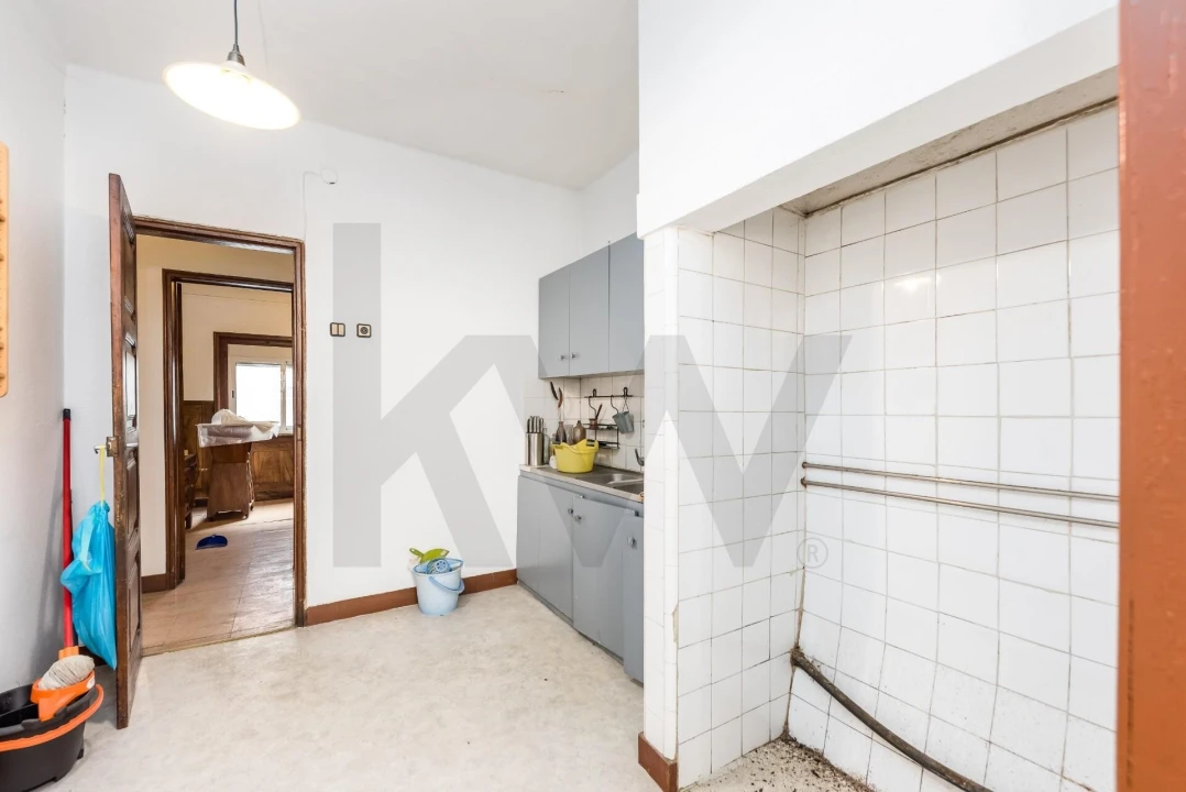 Prédio para Venda em Almada, Cova da Piedade, Pragal e Cacilhas Foto 24