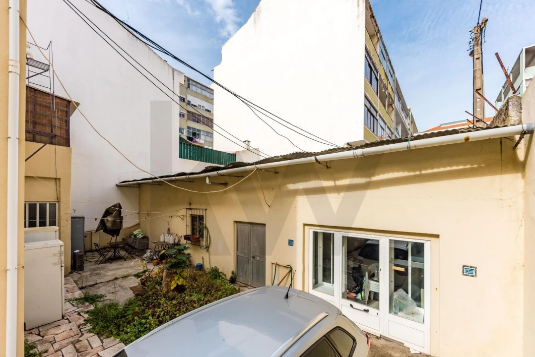 Prédio para Venda em Almada, Cova da Piedade, Pragal e Cacilhas Foto 7