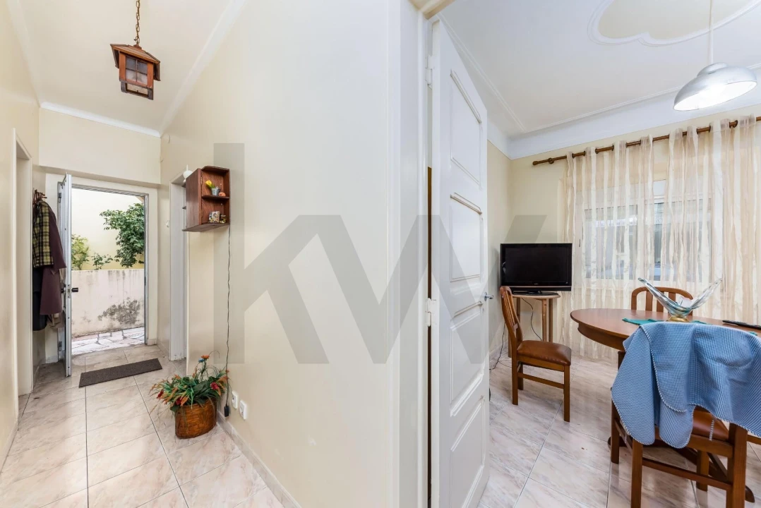 Prédio para Venda em Almada, Cova da Piedade, Pragal e Cacilhas Foto 11