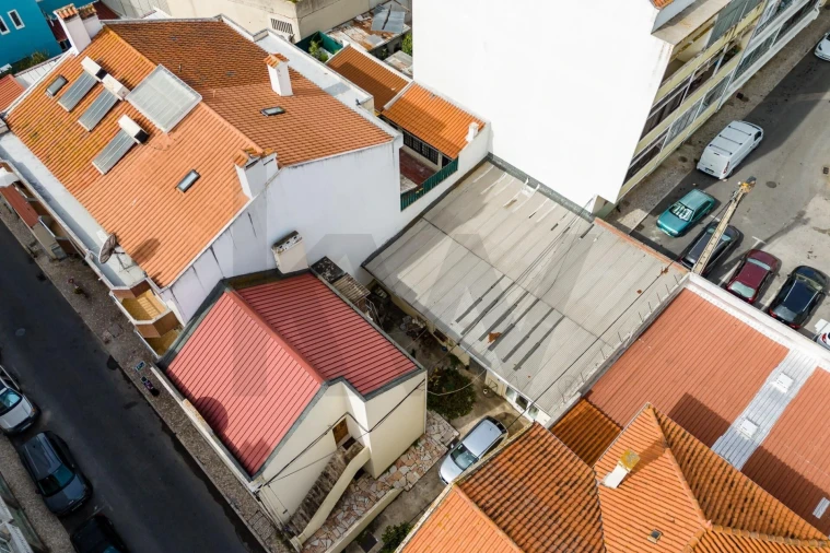 Prédio para Venda em Almada, Cova da Piedade, Pragal e Cacilhas Foto 52