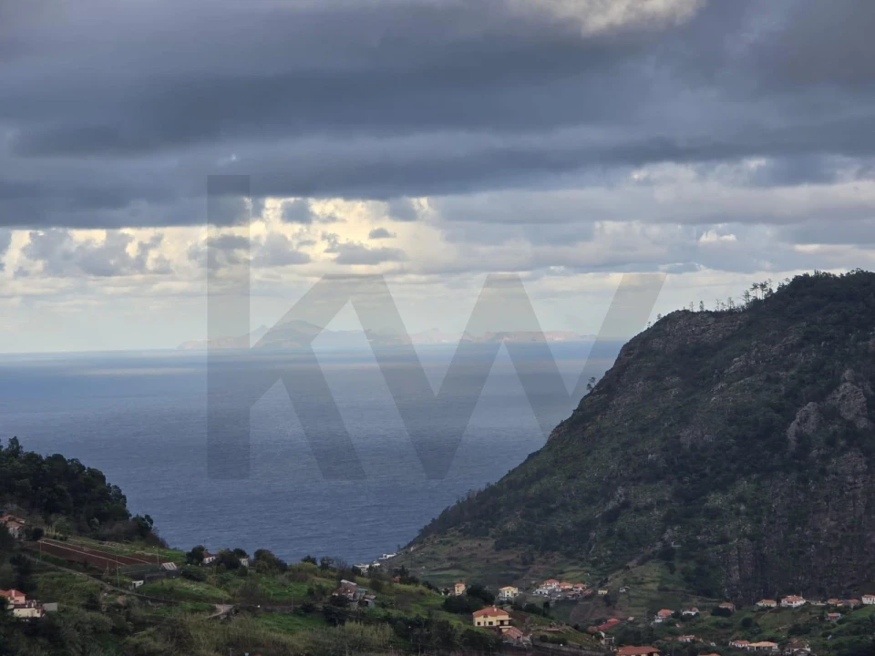 Terreno para Venda em São Roque do Faial Foto 5