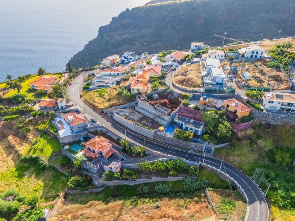 Moradia T3 para Venda em Estreito da Calheta Foto 15