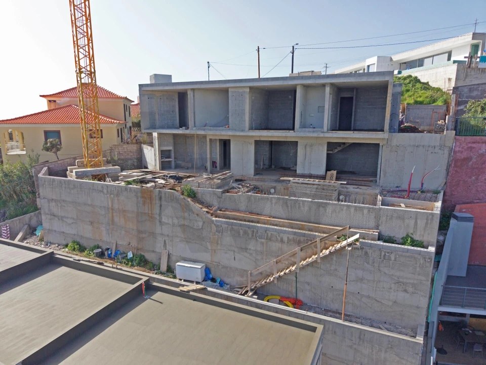 Moradia T3 para Venda em Estreito da Calheta Foto 13