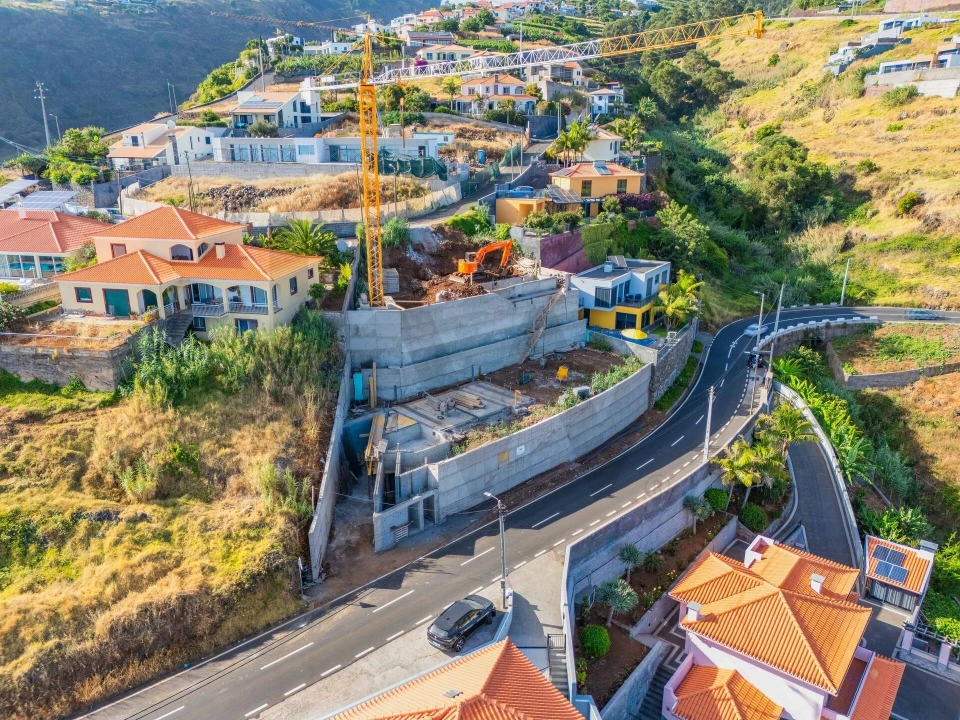 Moradia T3 para Venda em Estreito da Calheta Foto 18