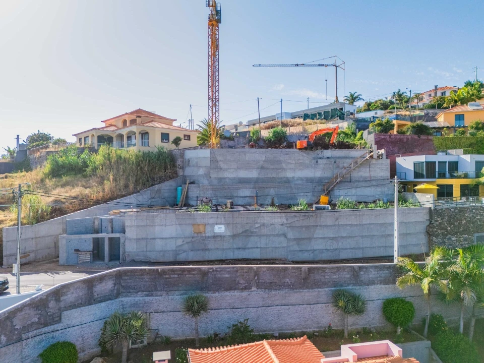 Moradia T3 para Venda em Estreito da Calheta Foto 7