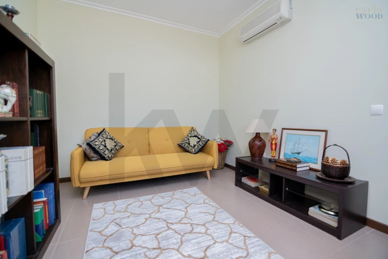 Moradia T3 para Arrendamento em Guia Foto 34