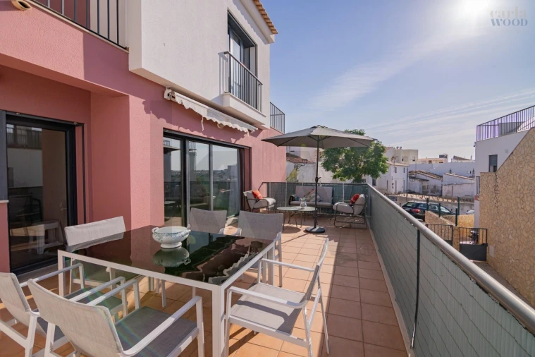 Moradia T3 para Arrendamento em Guia Foto 36