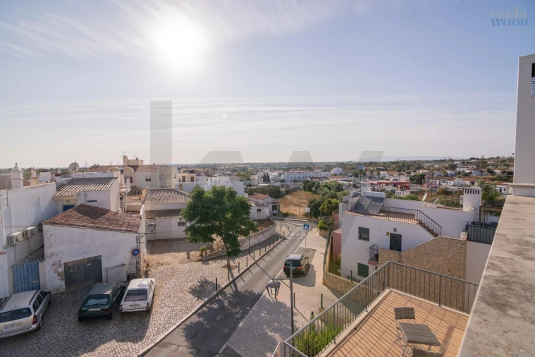 Moradia T3 para Arrendamento em Guia Foto 61