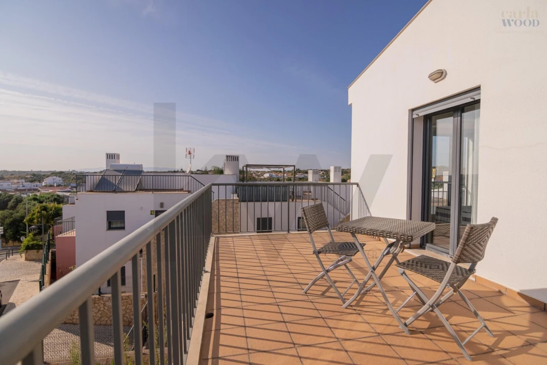 Moradia T3 para Arrendamento em Guia Foto 53