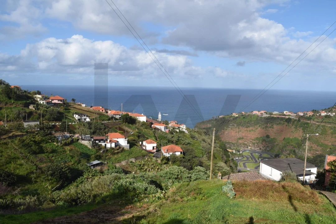 Terreno para Venda em São Roque do Faial Foto 9