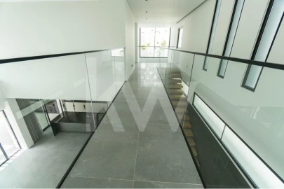 Moradia T4 para Venda em Quarteira