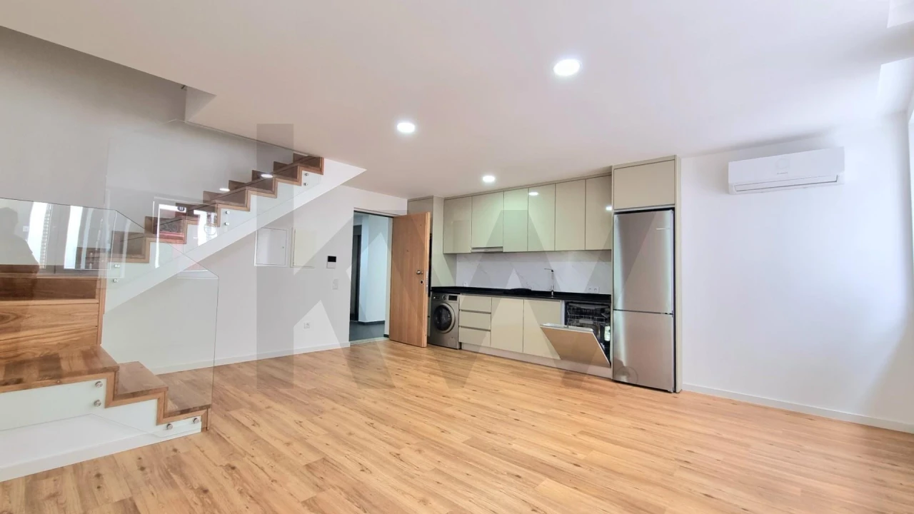 Apartamento T2 para Venda em Requeixo, Nossa Senhora de Fátima e Nariz Foto 3