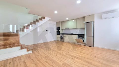 Apartamento T2 para Venda em Requeixo, Nossa Senhora de Fátima e Nariz