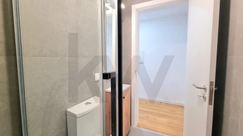 Apartamento T2 para Venda em Requeixo, Nossa Senhora de Fátima e Nariz