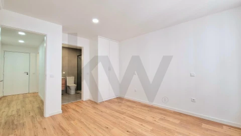 Apartamento T2 para Venda em Requeixo, Nossa Senhora de Fátima e Nariz