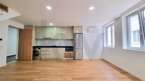 Apartamento T2 para Venda em Requeixo, Nossa Senhora de Fátima e Nariz