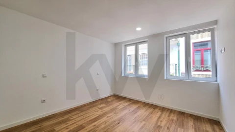 Apartamento T2 para Venda em Requeixo, Nossa Senhora de Fátima e Nariz
