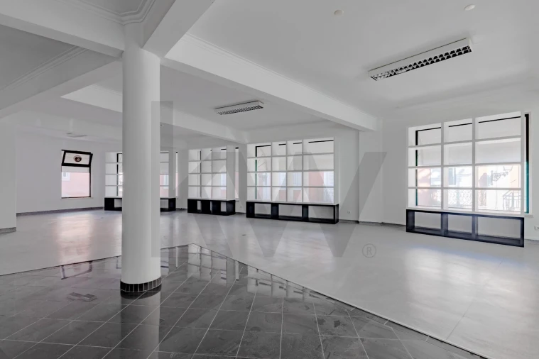 Loja para Arrendamento em Alverca do Ribatejo e Sobralinho Foto 16