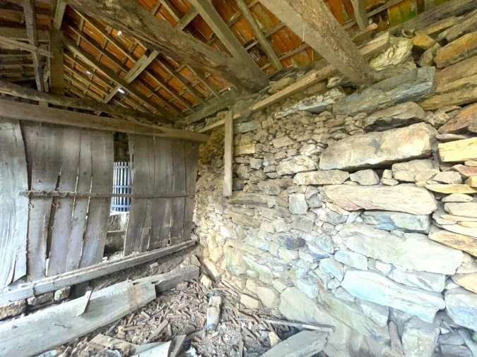 Moradia T6 para Venda em Santa Maria de Sardoura Foto 39