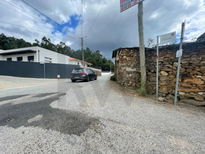 Moradia T6 para Venda em Santa Maria de Sardoura Foto 12