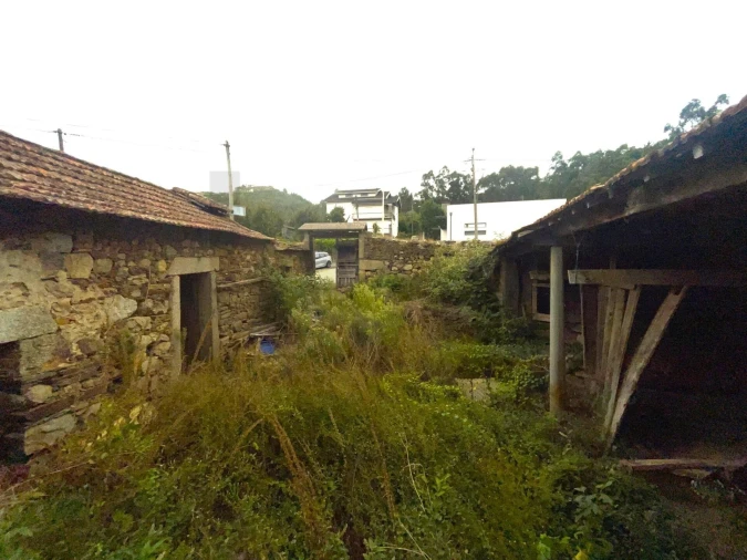 Moradia T6 para Venda em Santa Maria de Sardoura Foto 19