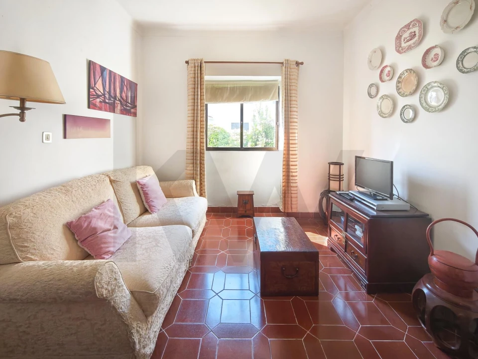 Moradia T4 para Venda em Beato Foto 1