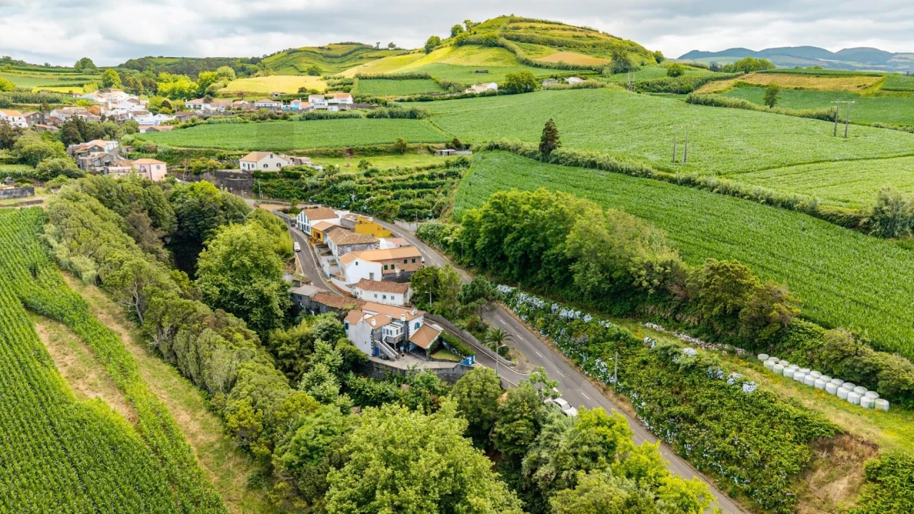 Moradia T2 para Venda em Lomba da Maia Foto 41