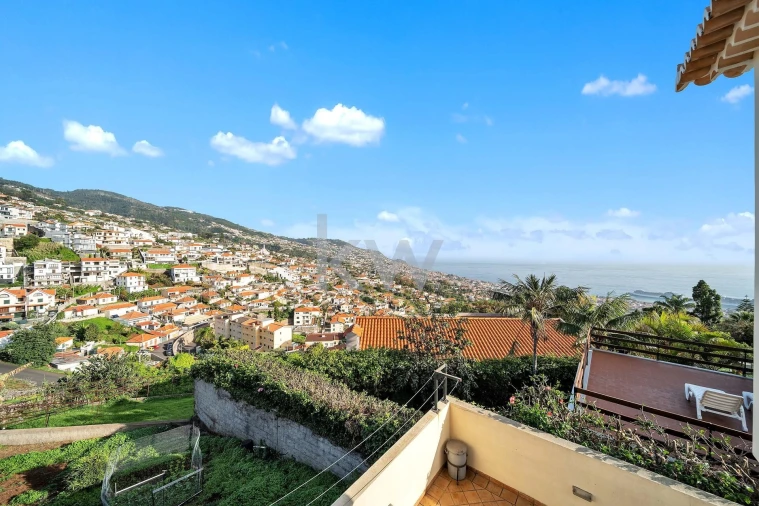 Moradia T3 para Venda em Funchal (São Pedro) Foto 29