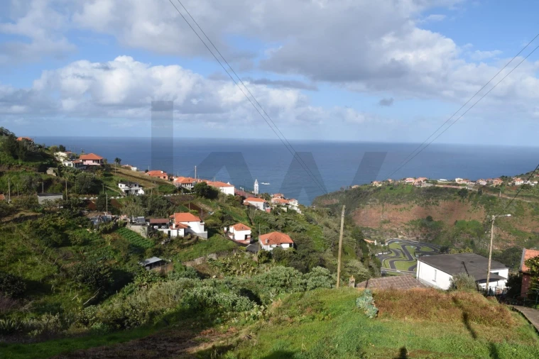 Terreno para Venda em São Roque do Faial Foto 9