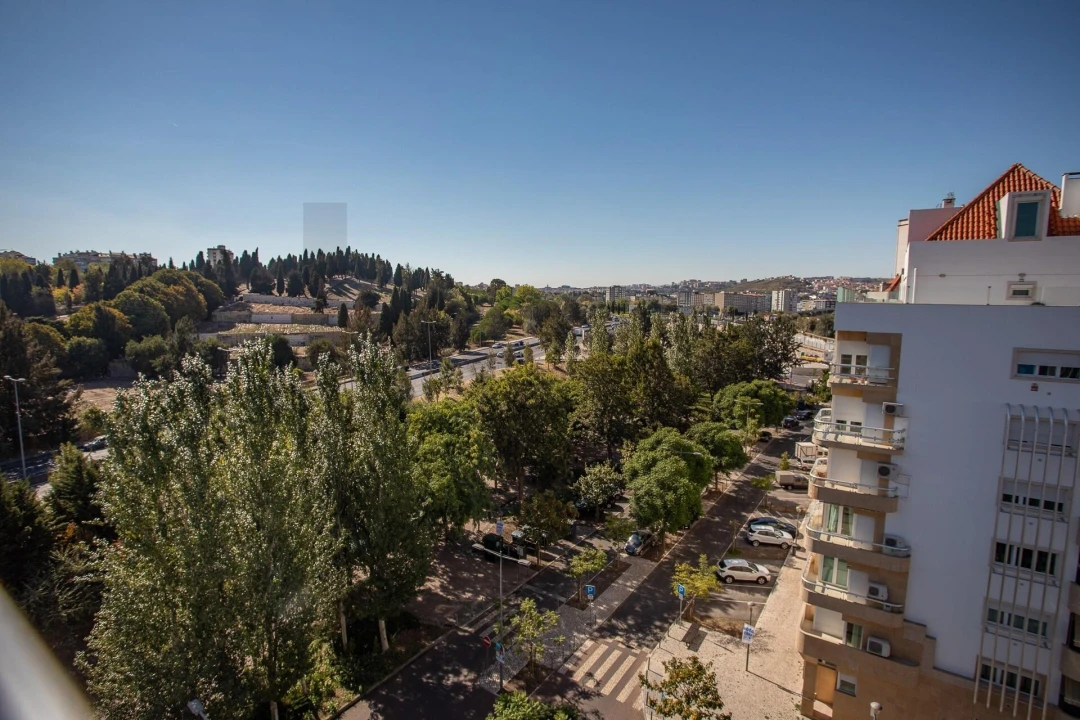 Apartamento T4 para Venda em Carnide Foto 30