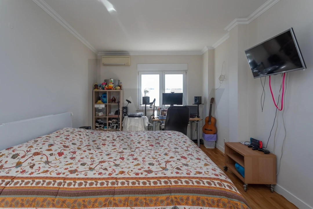 Apartamento T4 para Venda em Carnide Foto 48