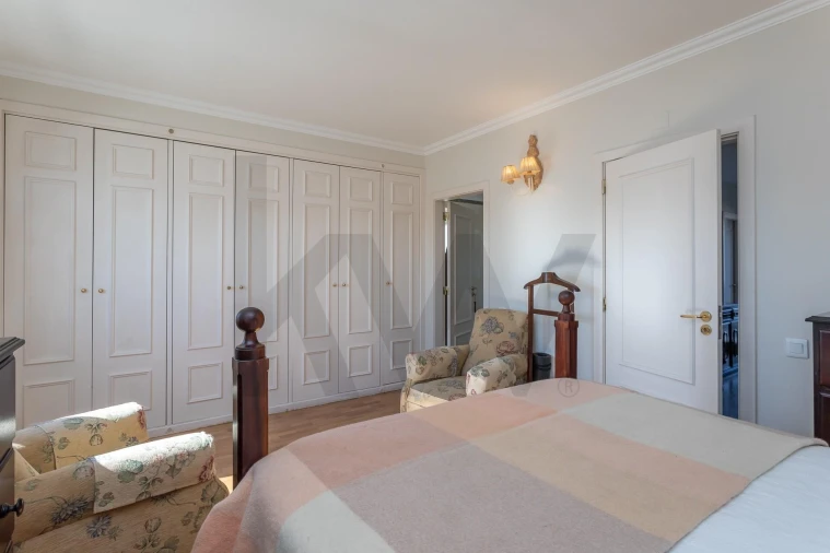 Apartamento T4 para Venda em Carnide Foto 44