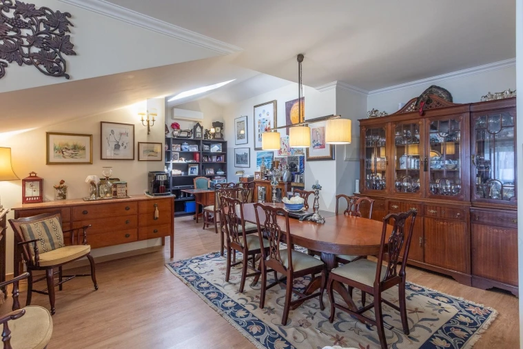 Apartamento T4 para Venda em Carnide Foto 8