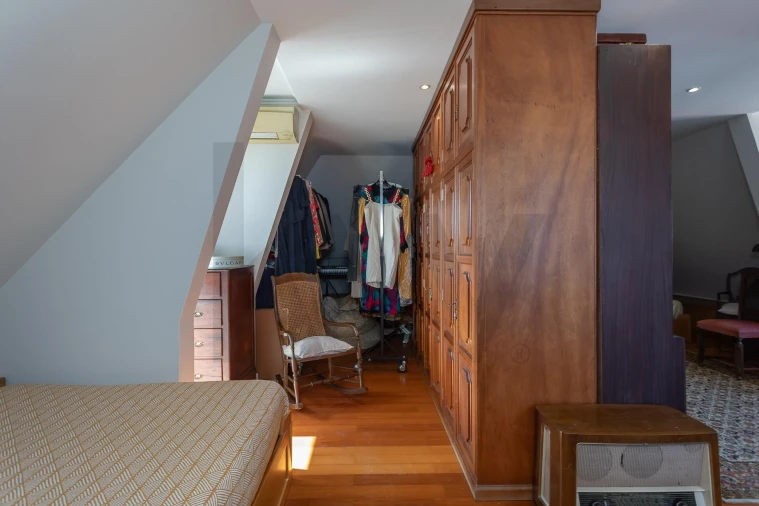 Apartamento T4 para Venda em Carnide Foto 57