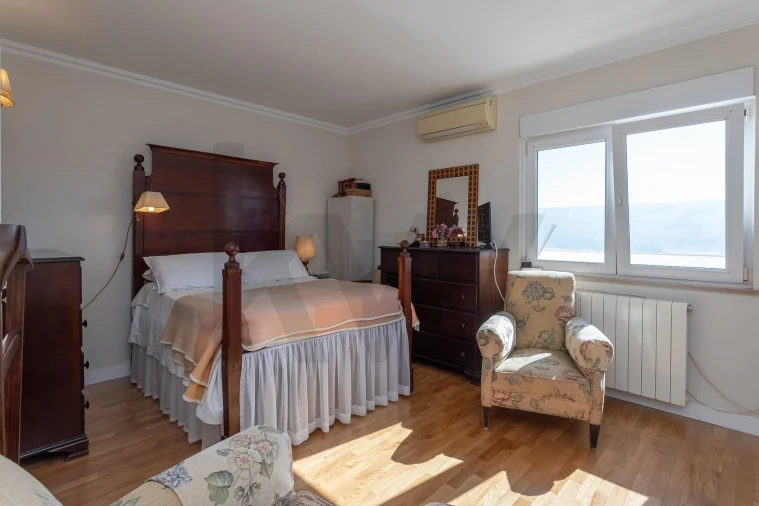 Apartamento T4 para Venda em Carnide Foto 43