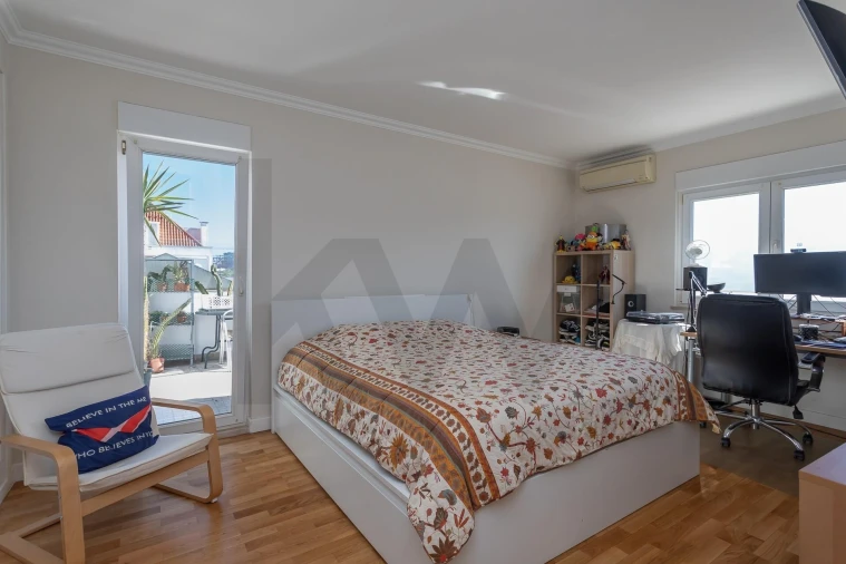 Apartamento T4 para Venda em Carnide Foto 47