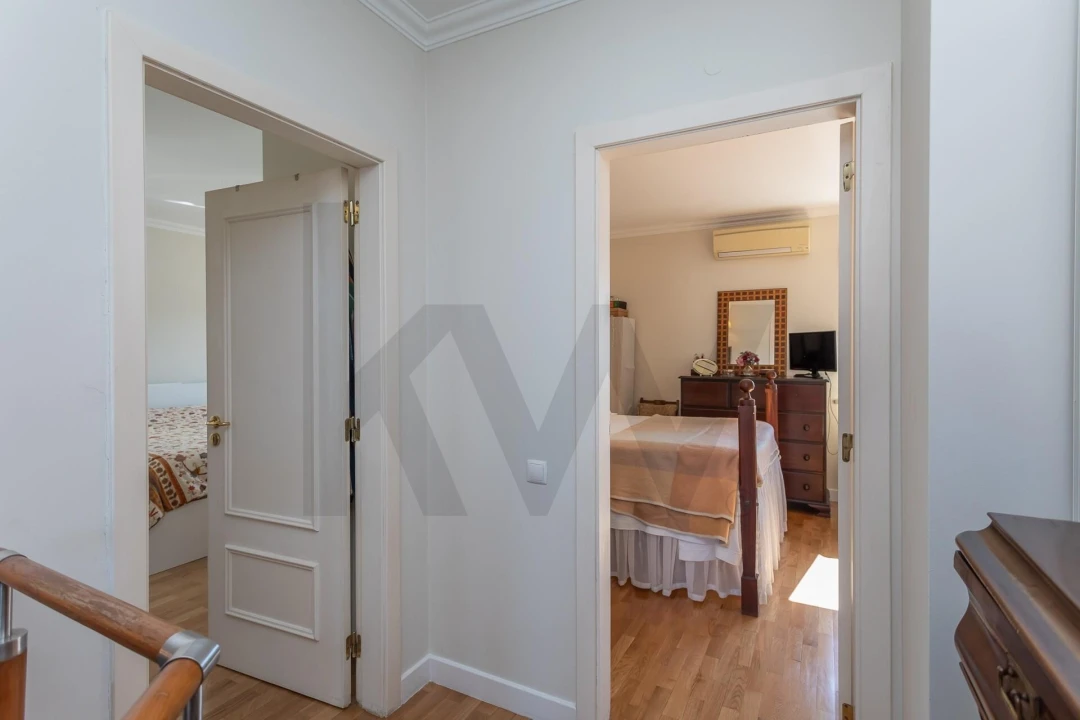 Apartamento T4 para Venda em Carnide Foto 39