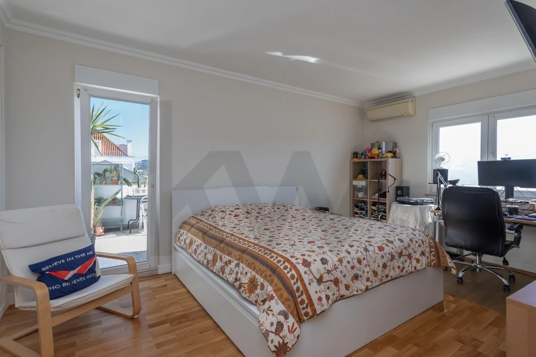 Apartamento T4 para Venda em Carnide Foto 47